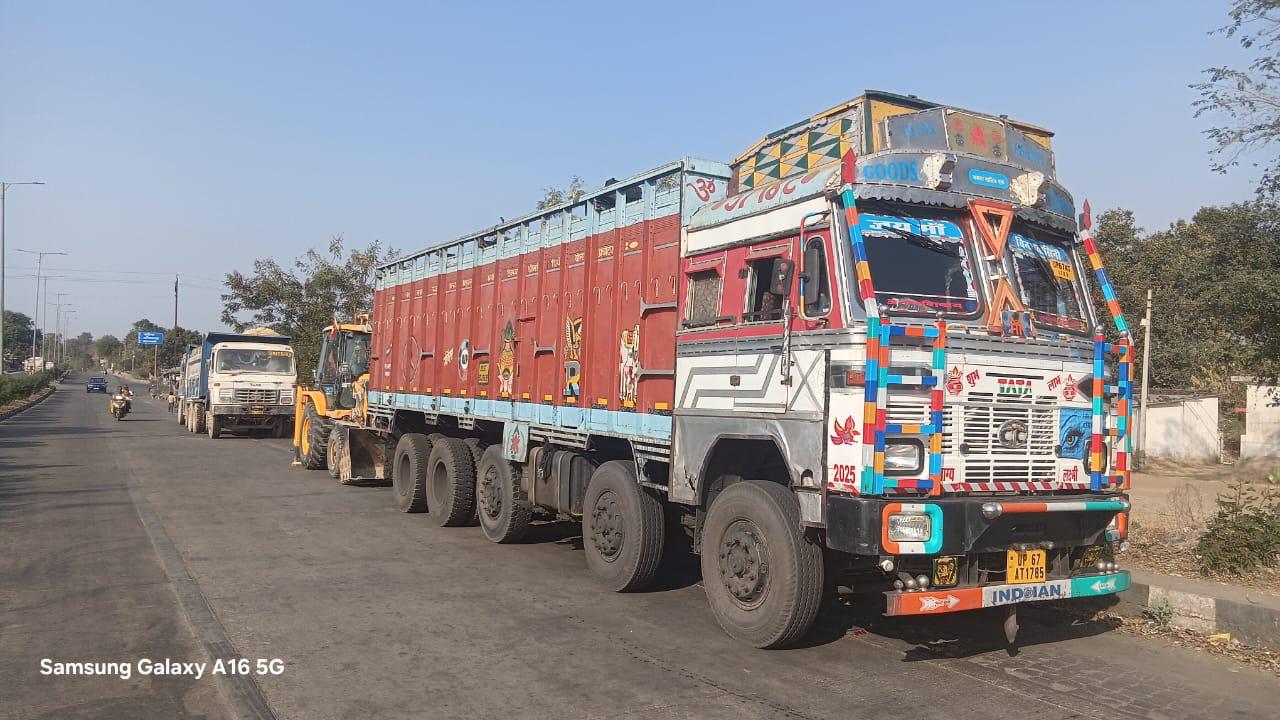 अवैध उत्खनन, परिवहन एवं भंडारण पर जिला खनिज जाँच दल की बड़ी कार्यवाही