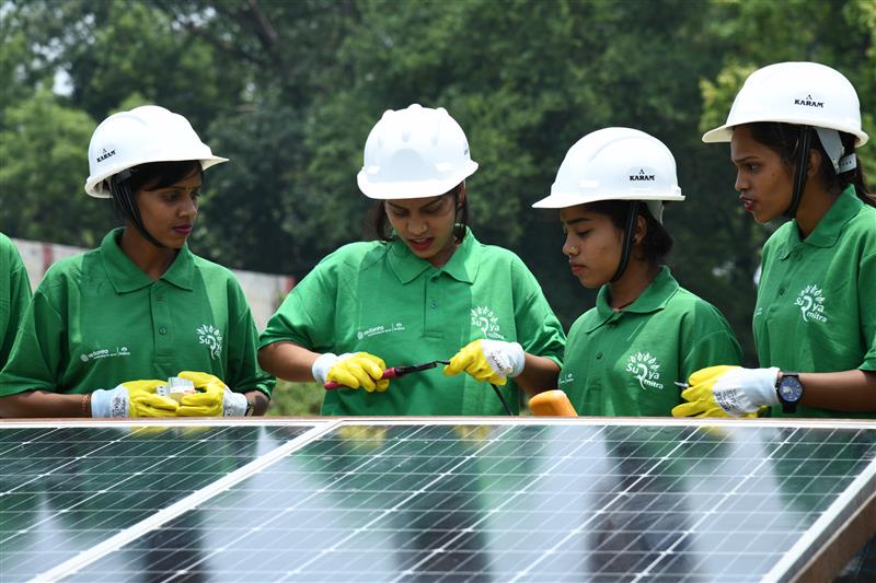 वेदांता स्किल स्कूल बदल रहा है महिलाओं के साथ साथ देश का भविष्य