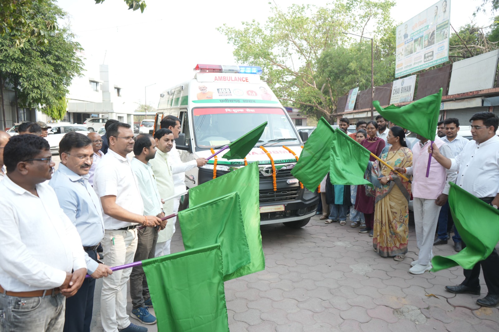 जिले में स्वास्थ्य गत आपात स्थिति में जीवनरक्षक सुविधाओं का हुआ विस्तारः 5 नए संजीवनी एक्सप्रेस के जुड़ने से आमजन को मिलेगा लाभ