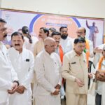 भाजपा संगोष्ठी में बाबा साहेब को नमन, वरिष्ठों का हुआ सम्मान