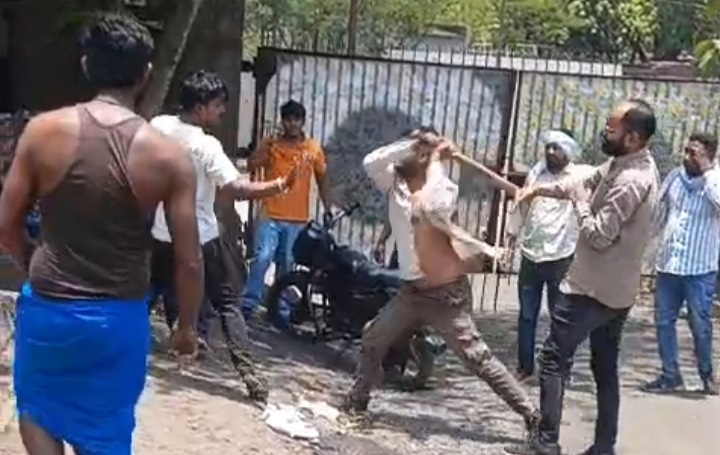 कैंप मे घुसकर सुपरवाइजर से हातापाई को अंजाम देने वाले तीन लोगों को पुलिस ने किया गिरेफ्तार