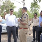 कलेक्टर-एसपी ने किया कटघोरा-चोटिया एनएच-130 में ब्लैक स्पॉट का निरीक्षण