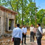 कलेक्टर कुणाल दुदावत ने पसरखेत में आंगनबाड़ी भवन निर्माण कार्य का किया निरीक्षण