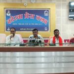 जटराज के ग्रामीणों का आरोप: बिना बसाहट मकान ढहाने की तानाशाही, प्रशासन व एसईसीएल के खिलाफ खोला मोर्चा
