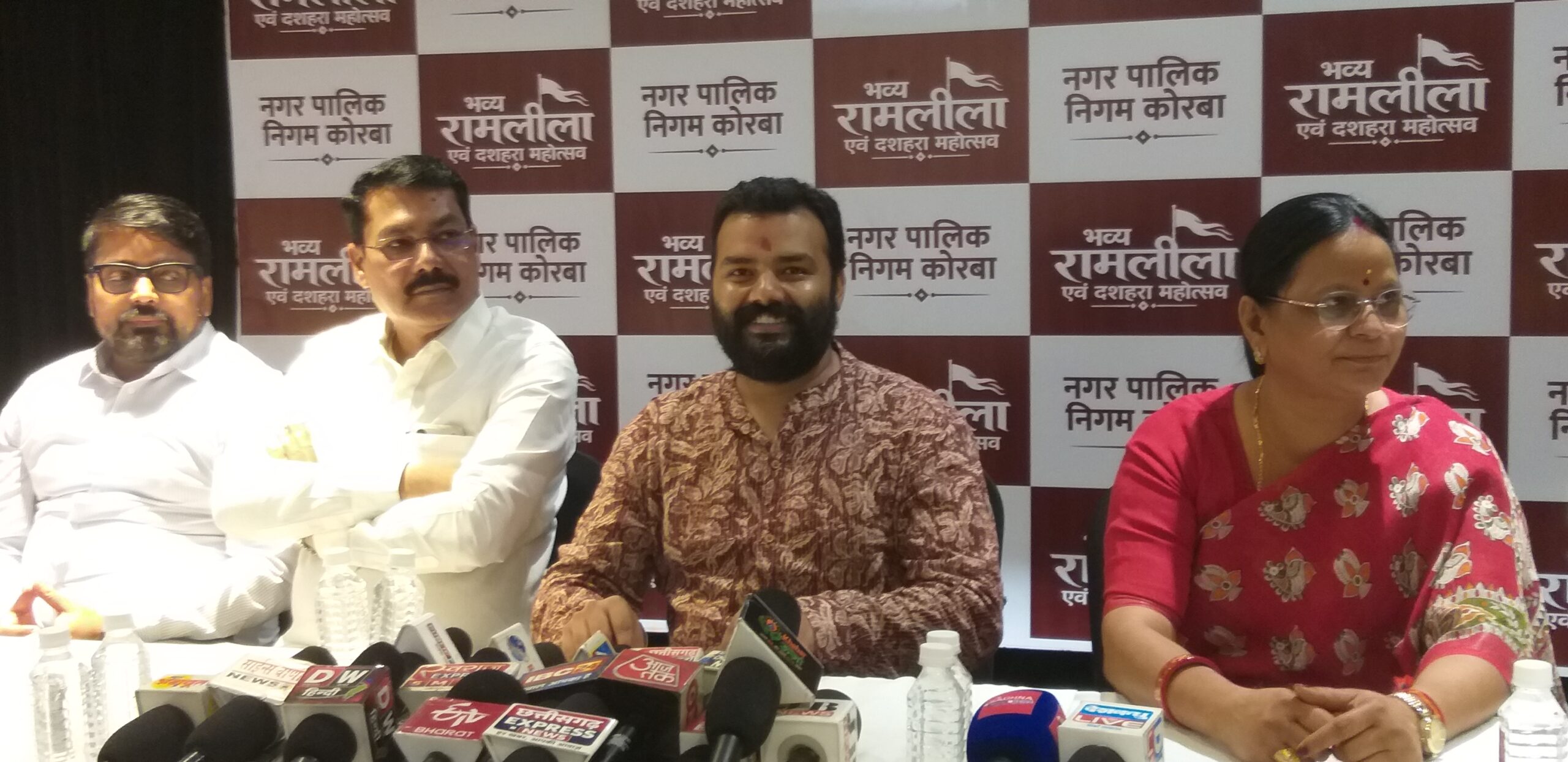 “हनुमान अंश” के मुख्य कलाकार शोभिनव सत्य नगर निगम कोरबा द्वारा आयोजित भव्य रामलीला एवं दशहरा महोत्सव में हुए शामिल 
