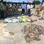कोरबा पुलिस द्वारा 71 प्रकरणों में जब्त 398.80 लीटर मदिरा का विधिवत नष्टीकरण