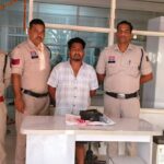 अटल आवास राताखार निवासी राजू केसरी को गांजा बेचते पुलिस ने किया गिरेफ्तार 